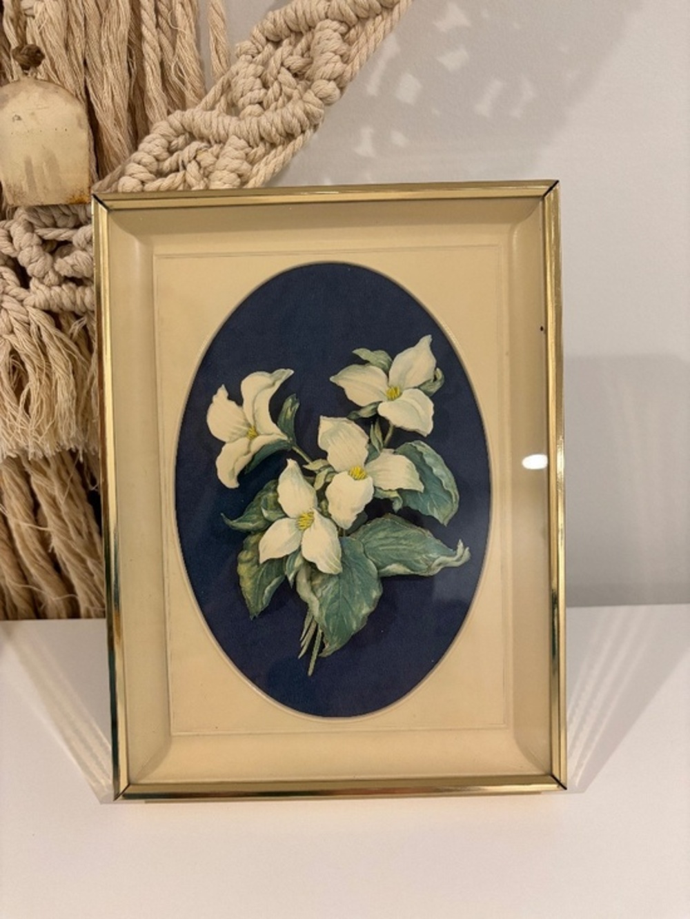 Vintage framed Decoupage bouquet of flowers gold tone frame glass cover 8"x6"